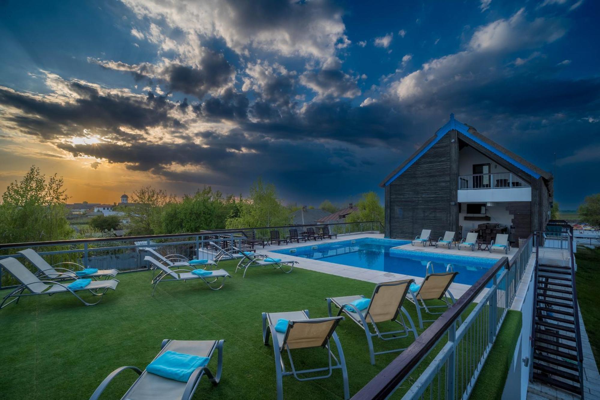 Delta Boutique & Carmen Silva Resort Crisan  Exteriér fotografie